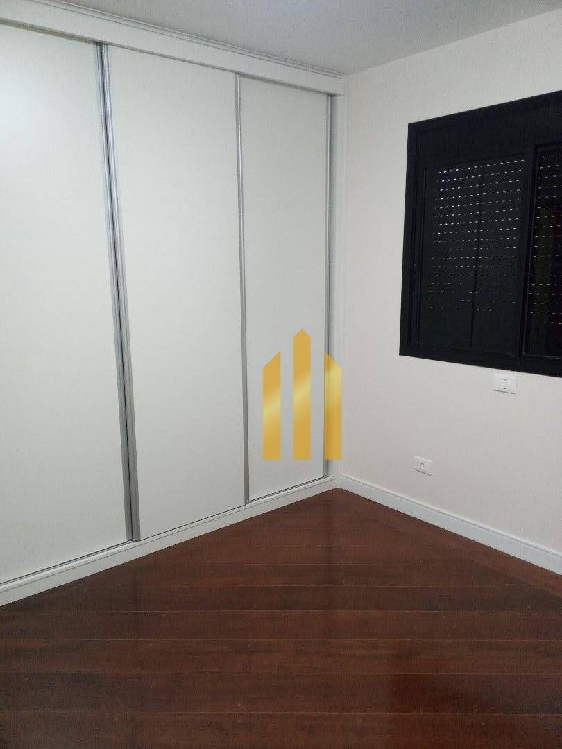 Apartamento para alugar com 4 quartos, 143m² - Foto 7