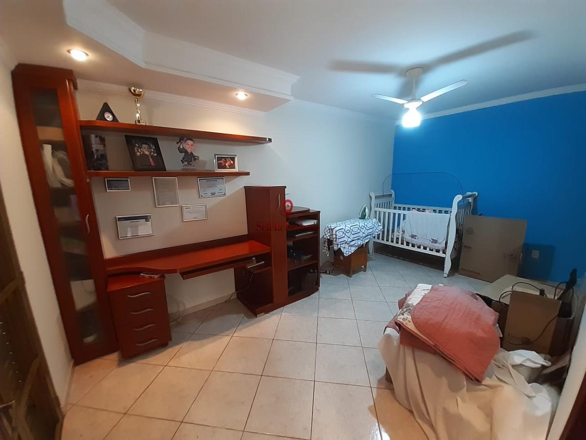 Casa à venda com 2 quartos, 250m² - Foto 14