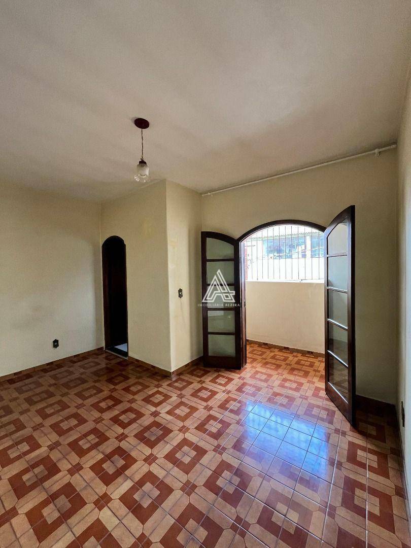 Sobrado à venda com 4 quartos, 182m² - Foto 63