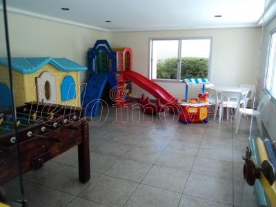 Apartamento para alugar com 3 quartos, 95m² - Foto 17