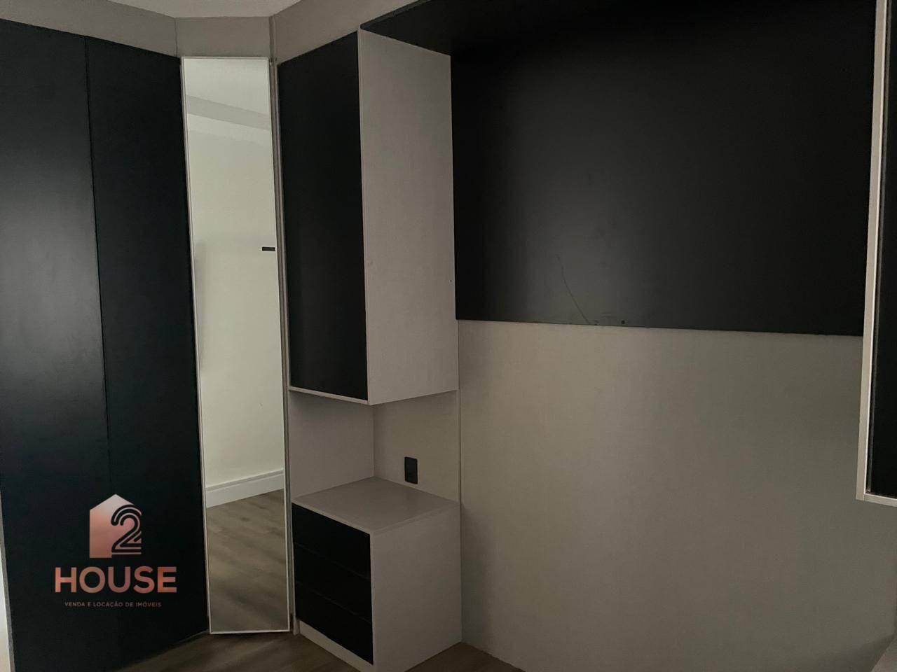 Apartamento à venda com 2 quartos, 65m² - Foto 9