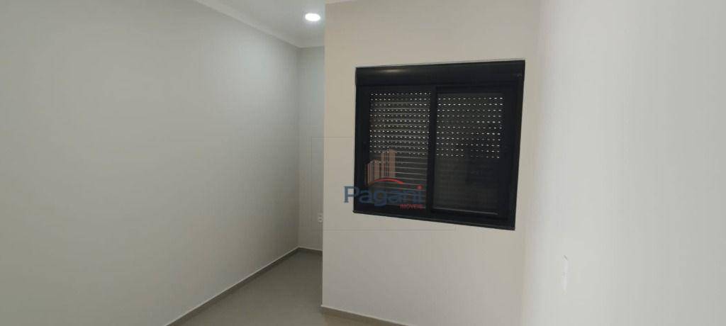 Casa à venda com 3 quartos, 105m² - Foto 14