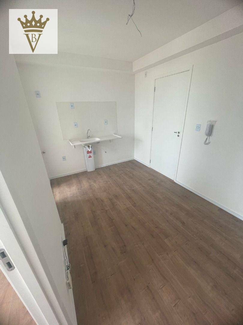 Apartamento à venda com 2 quartos, 32m² - Foto 13