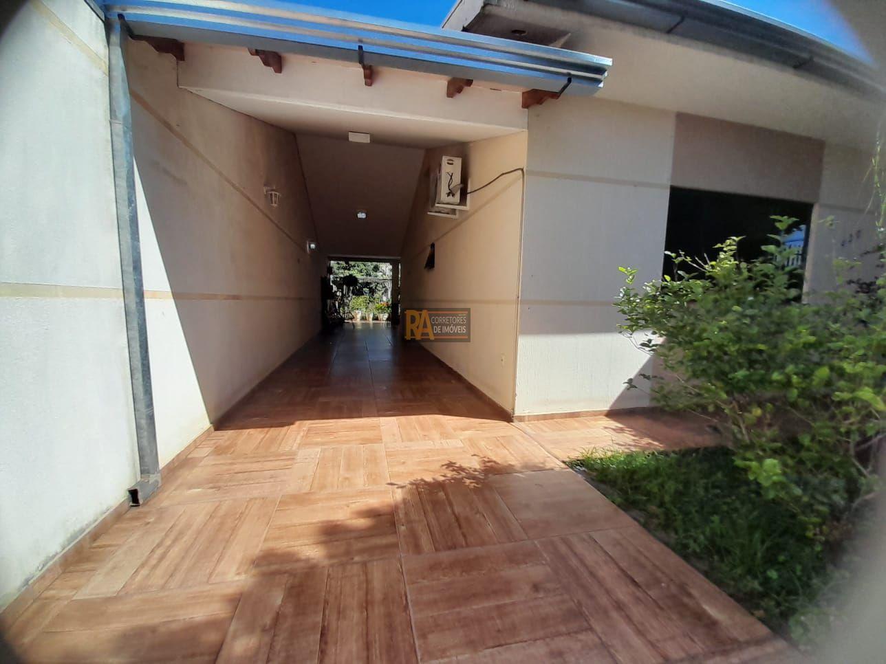 Casa à venda com 3 quartos, 159m² - Foto 2