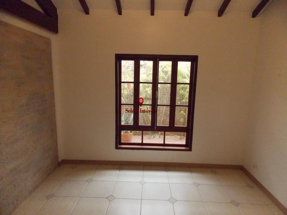 Casa à venda com 3 quartos, 297m² - Foto 17