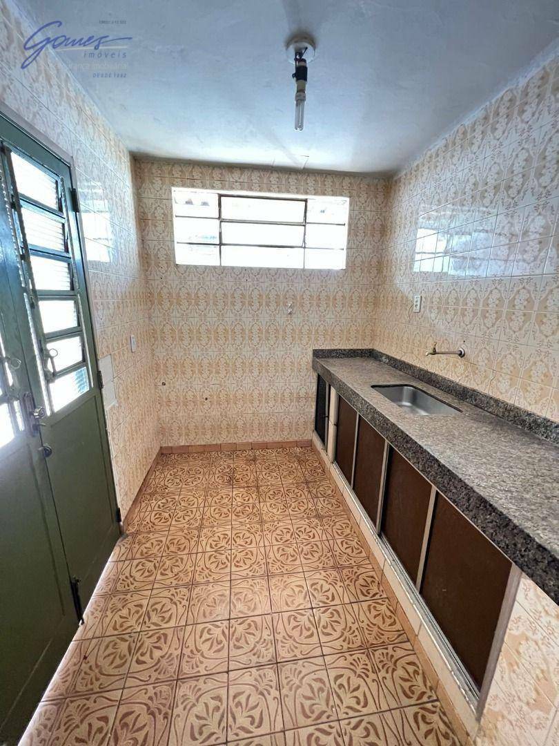 Casa à venda com 4 quartos, 190m² - Foto 10