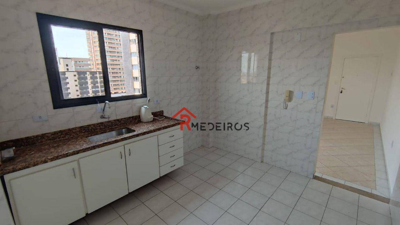 Apartamento à venda com 2 quartos, 70m² - Foto 9