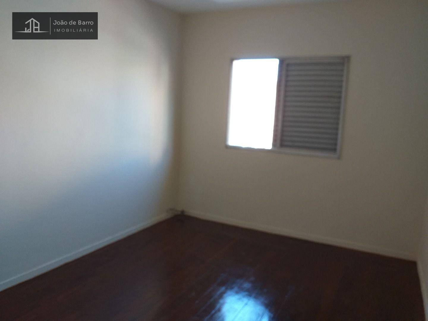 Sobrado à venda com 3 quartos, 200m² - Foto 14