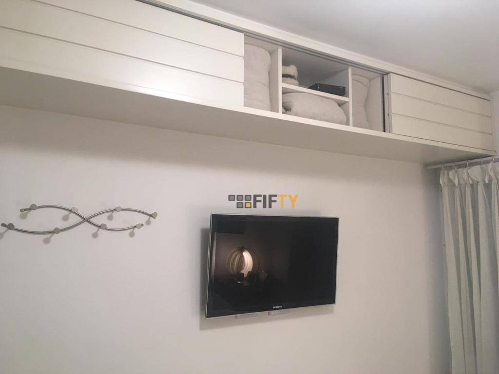 Apartamento à venda com 2 quartos, 75m² - Foto 17