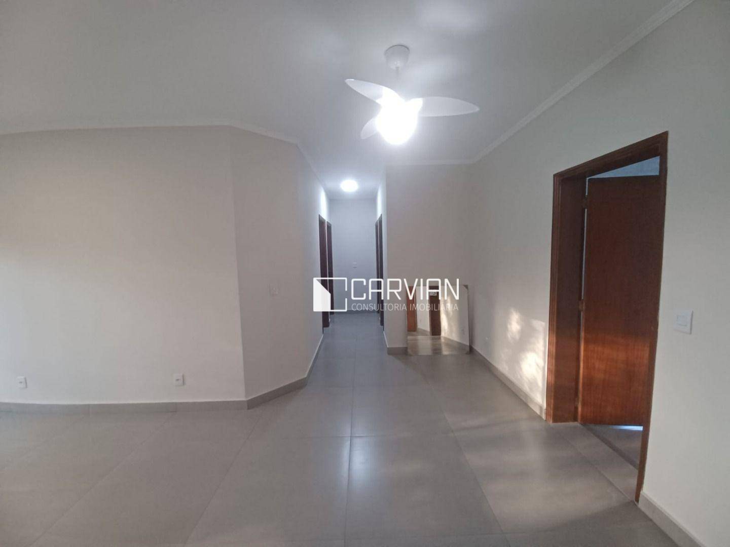 Apartamento à venda com 3 quartos, 108m² - Foto 1