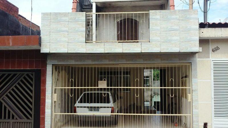 Sobrado à venda com 3 quartos, 300m² - Foto 1