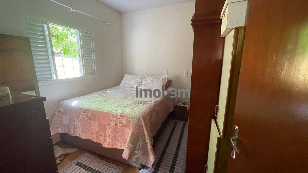 Casa à venda com 3 quartos, 160m² - Foto 17