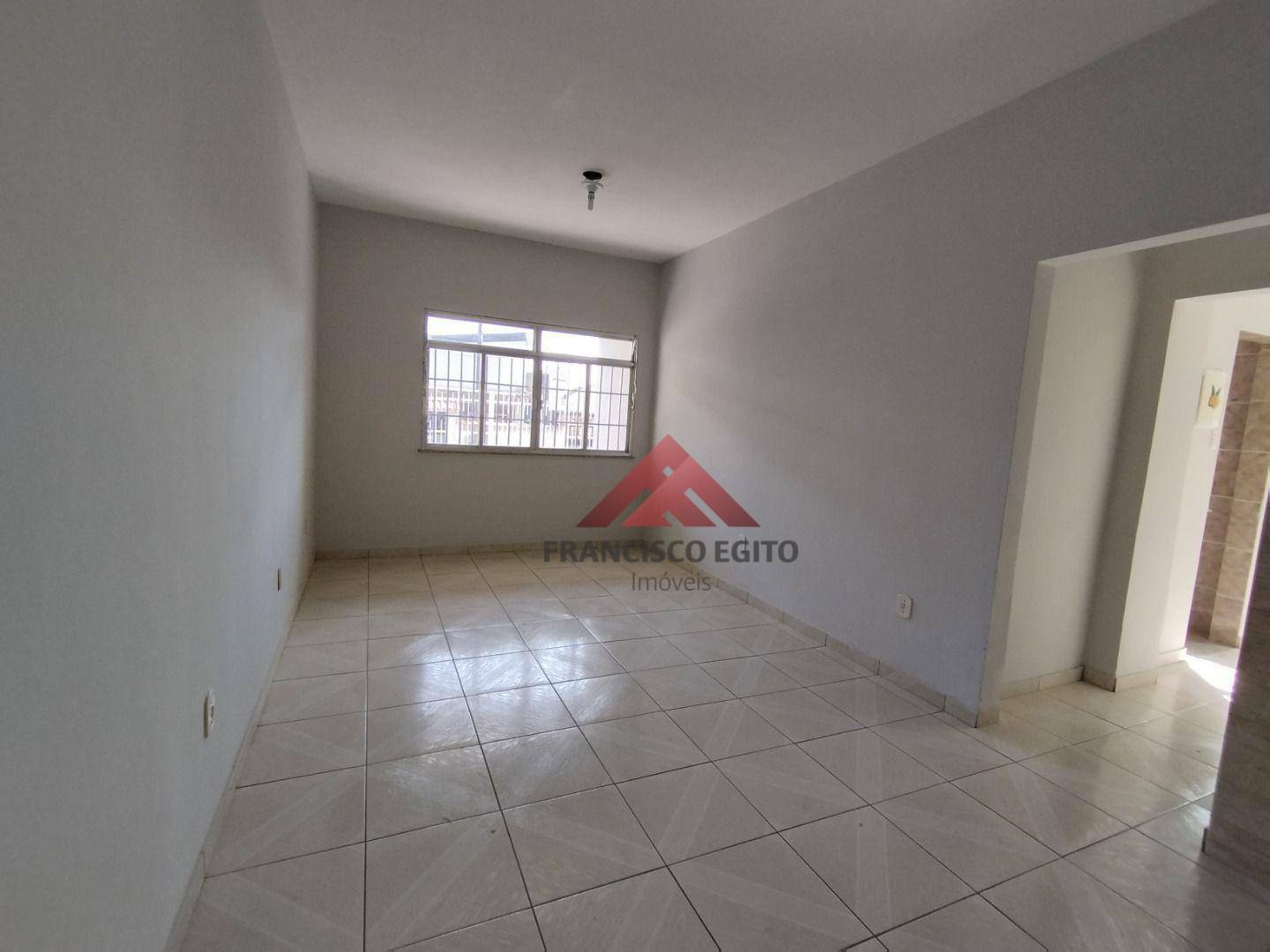 Casa à venda com 4 quartos, 286m² - Foto 5