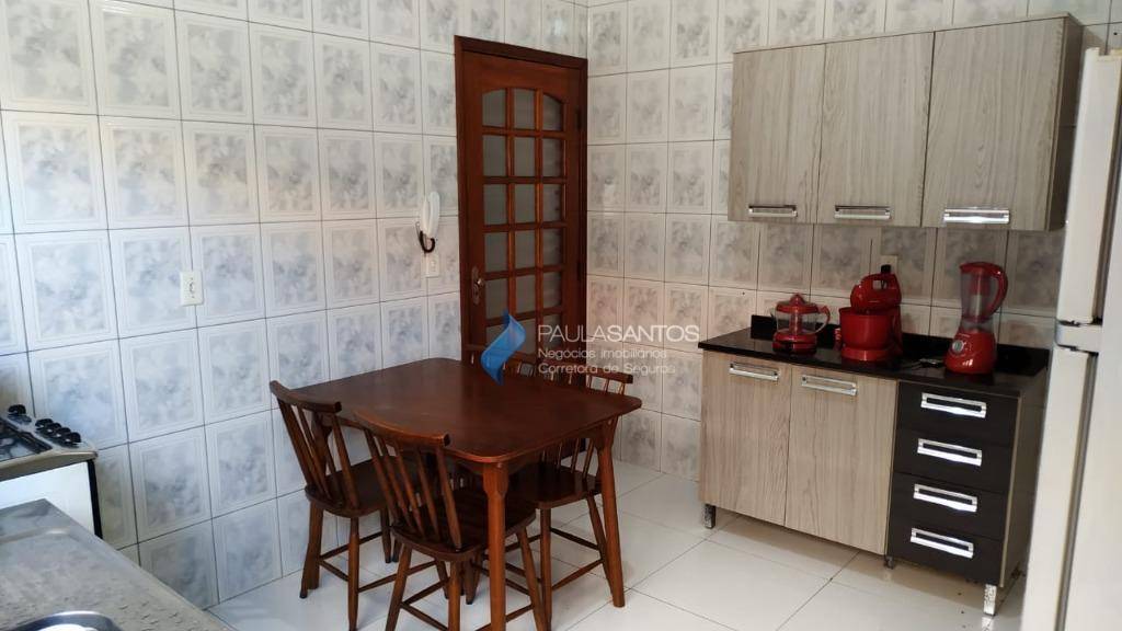 Casa à venda com 3 quartos, 111m² - Foto 5