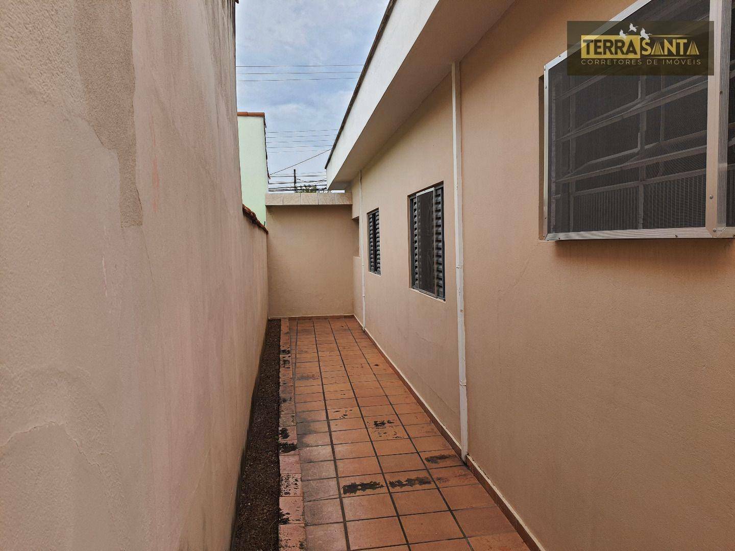 Casa à venda com 3 quartos, 250m² - Foto 22