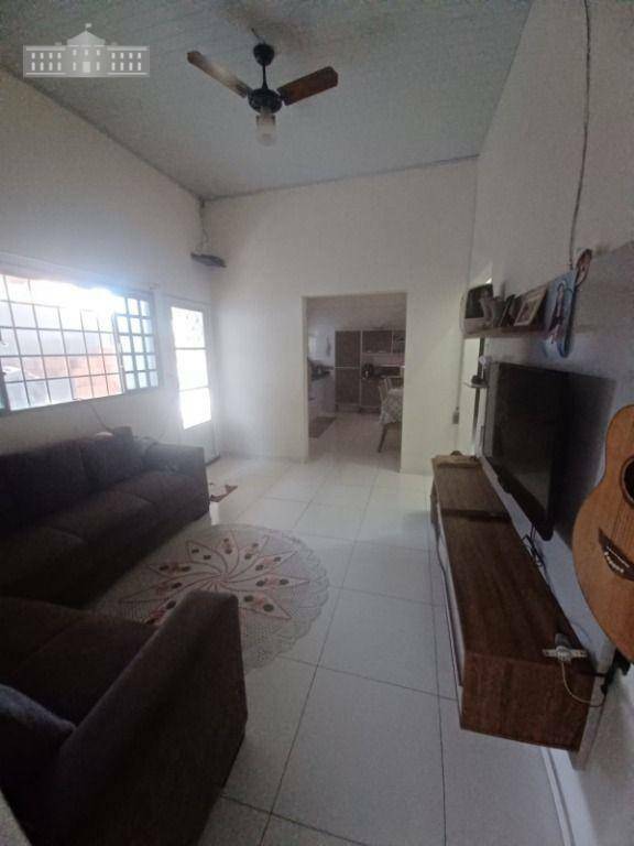 Casa à venda com 2 quartos, 115m² - Foto 9