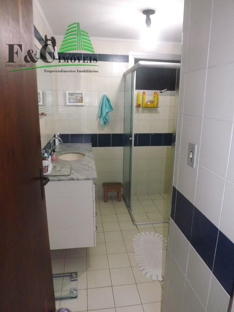 Apartamento à venda com 3 quartos, 90m² - Foto 9