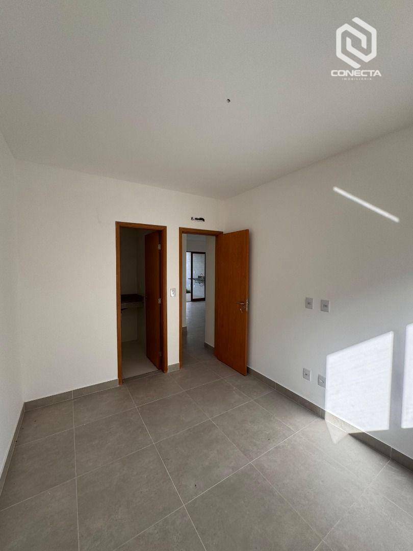 Casa à venda com 2 quartos, 80m² - Foto 7