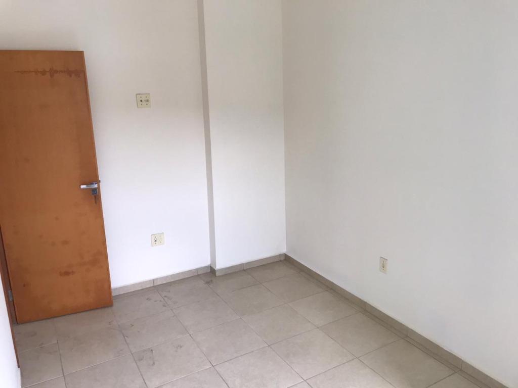 Apartamento à venda com 3 quartos, 96m² - Foto 15