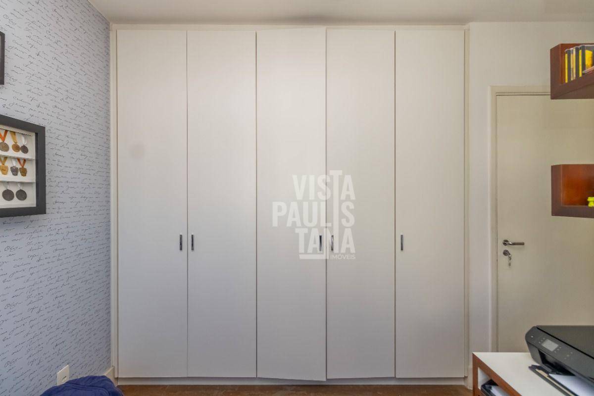 Apartamento à venda com 3 quartos, 158m² - Foto 13