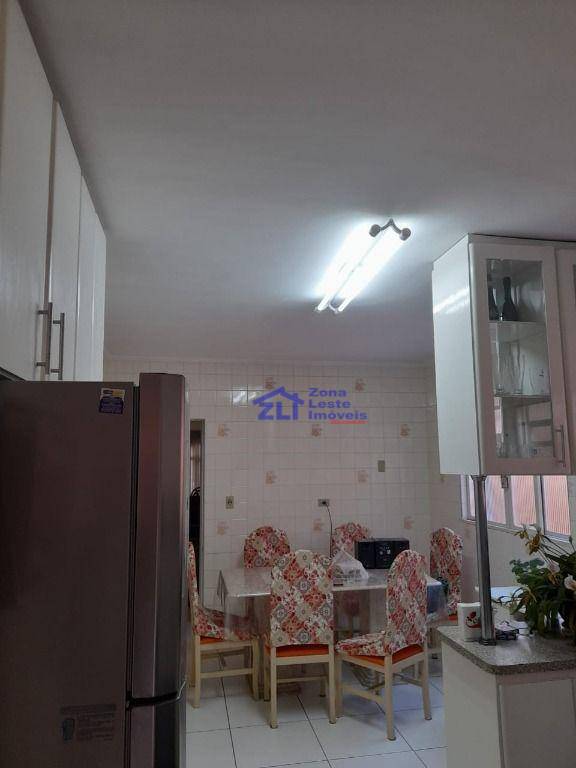 Sobrado à venda com 3 quartos, 220m² - Foto 8