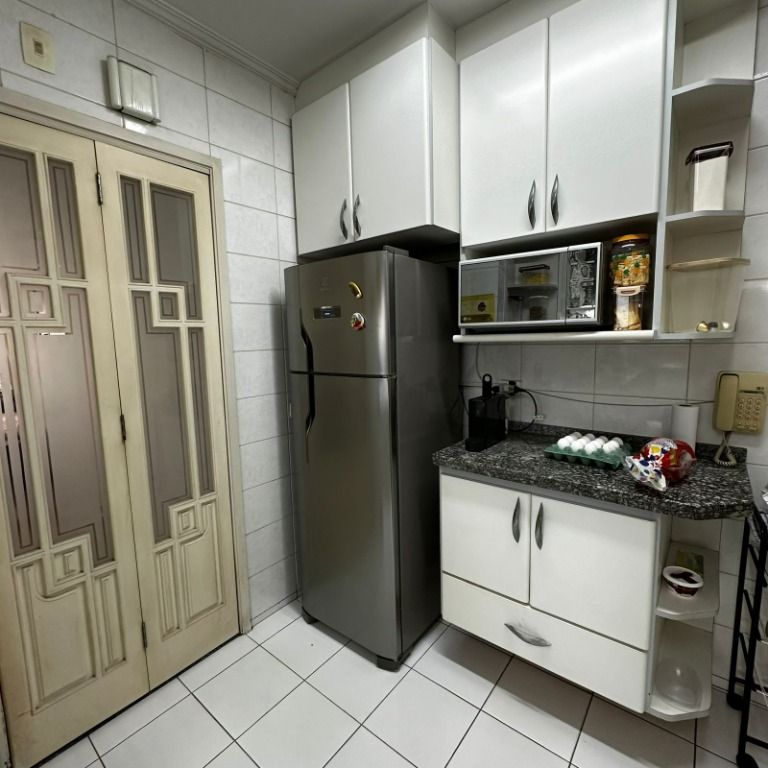 Apartamento à venda com 3 quartos, 93m² - Foto 19