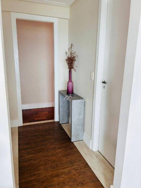 Apartamento à venda com 3 quartos, 190m² - Foto 10