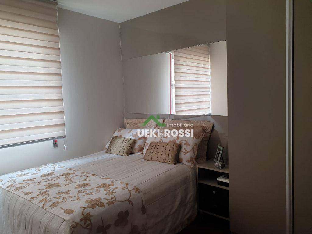 Apartamento à venda com 3 quartos, 109m² - Foto 2