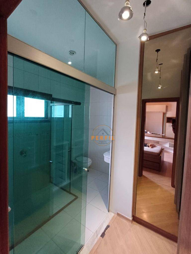 Casa de Condomínio à venda e aluguel com 6 quartos, 600m² - Foto 16