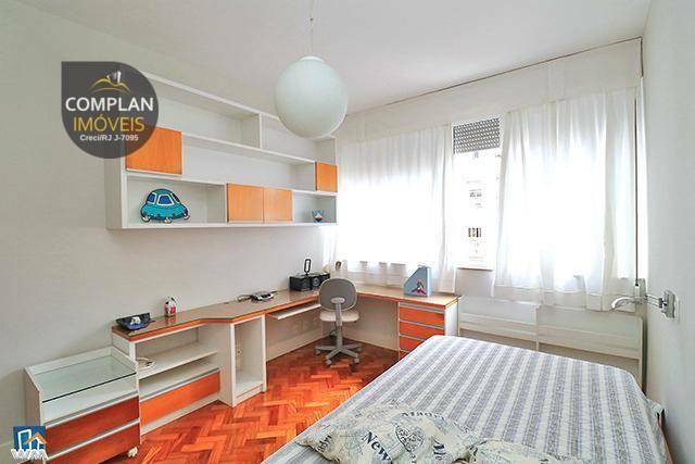 Apartamento à venda com 4 quartos, 210m² - Foto 26