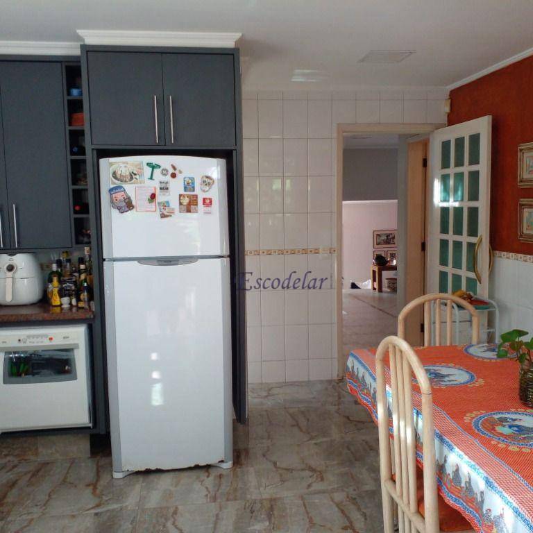 Casa à venda com 4 quartos, 300m² - Foto 12