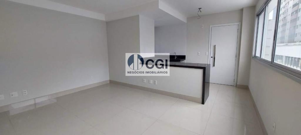 Apartamento à venda com 2 quartos, 67m² - Foto 2