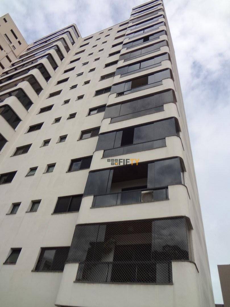 Apartamento à venda e aluguel com 3 quartos, 210m² - Foto 26