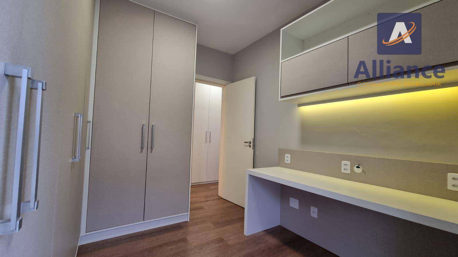 Apartamento à venda com 3 quartos, 96m² - Foto 10