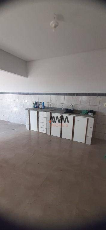 Casa à venda com 3 quartos, 180m² - Foto 6