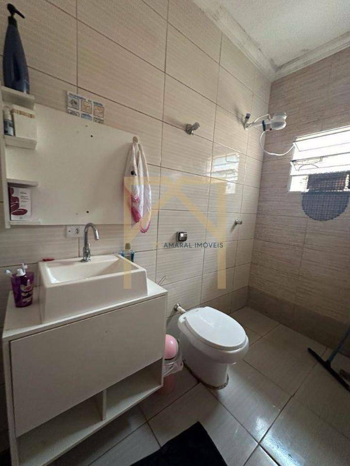 Casa de Condomínio à venda com 2 quartos, 100m² - Foto 4