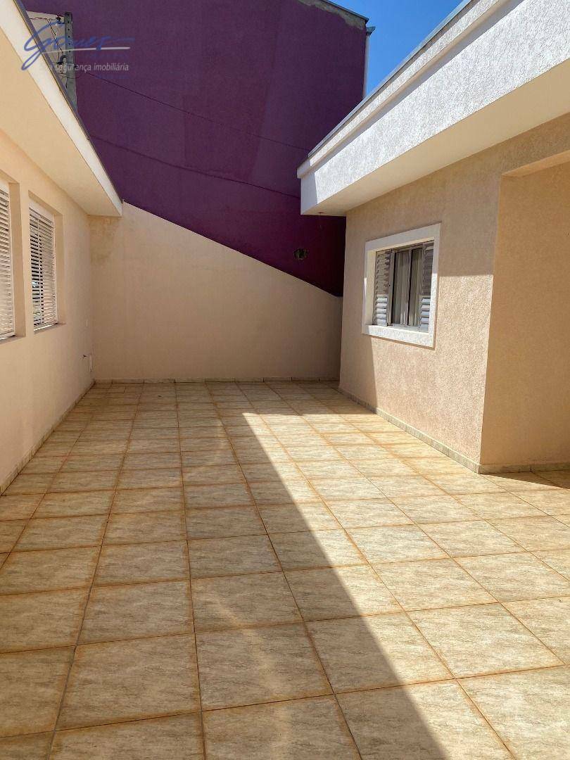 Casa à venda com 2 quartos, 214m² - Foto 1