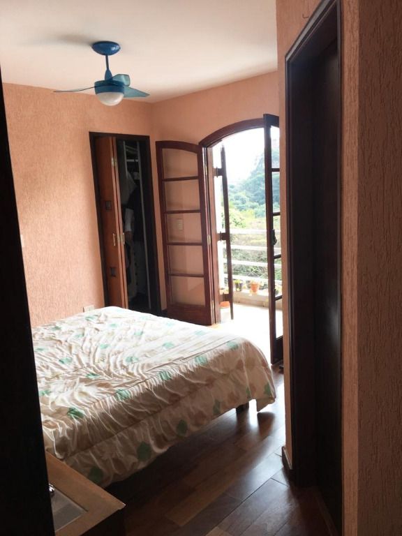 Sobrado à venda com 3 quartos, 204m² - Foto 9