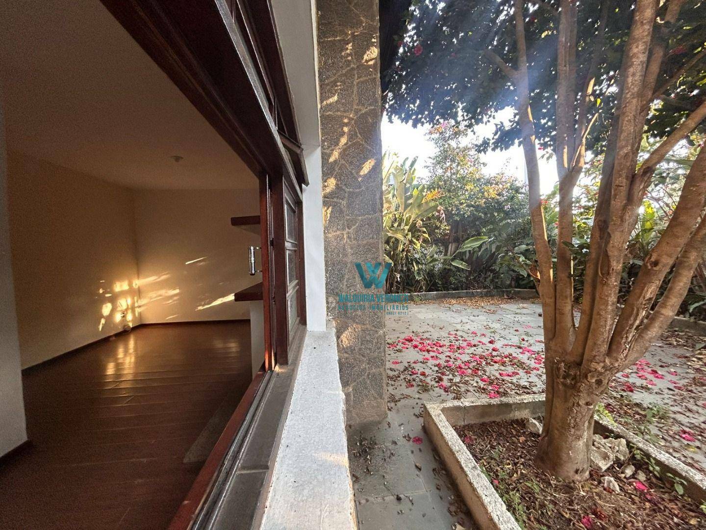 Casa para alugar com 3 quartos, 130m² - Foto 9