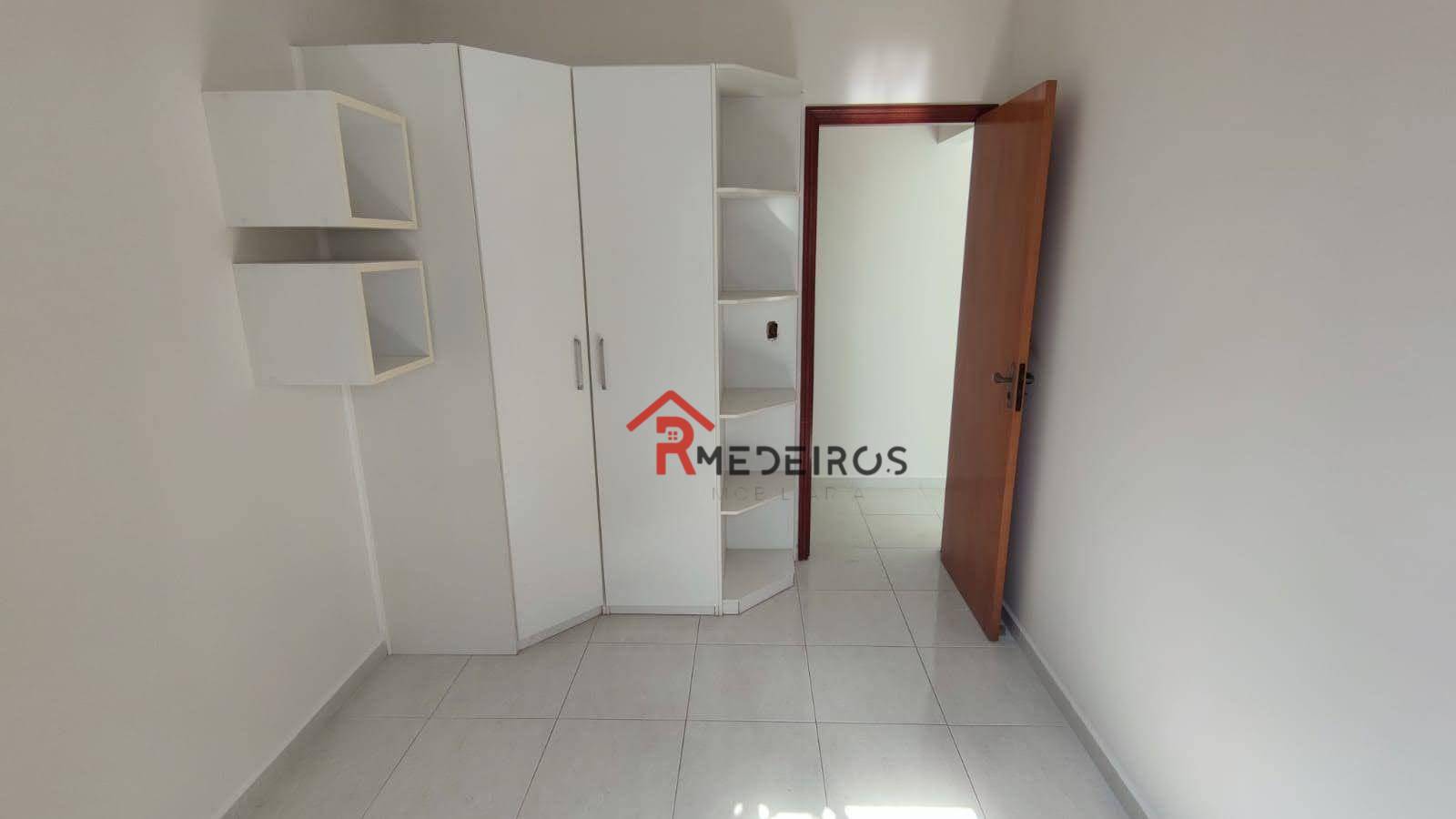 Apartamento à venda com 2 quartos, 75m² - Foto 14