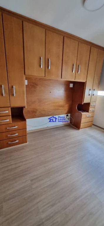 Apartamento à venda com 3 quartos, 79m² - Foto 3