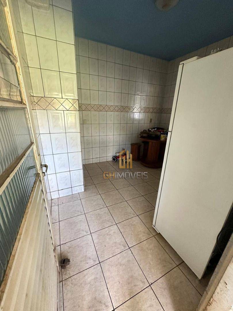 Casa à venda com 3 quartos, 150m² - Foto 8