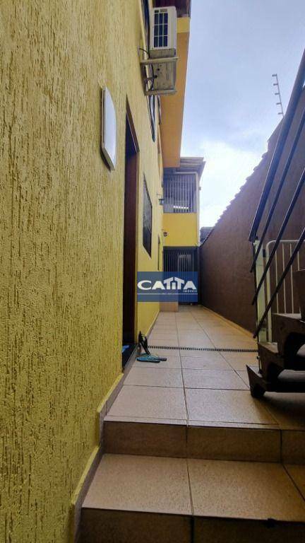 Sobrado à venda com 4 quartos, 200m² - Foto 6