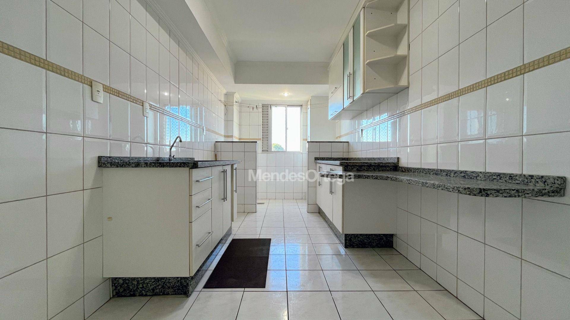 Apartamento para alugar com 2 quartos, 71m² - Foto 8
