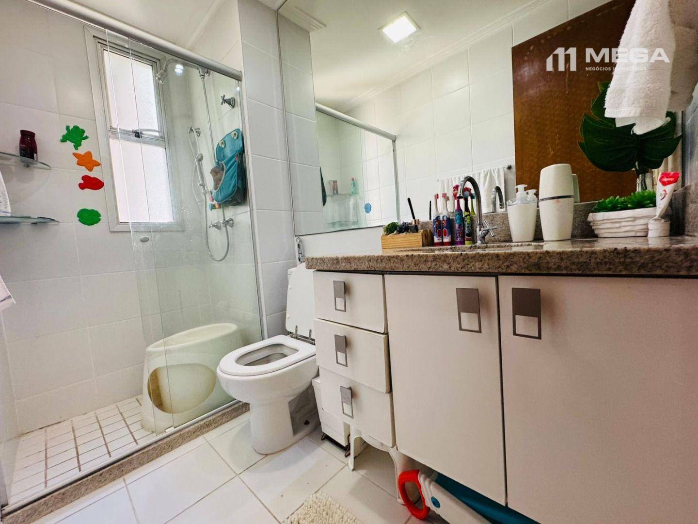 Apartamento à venda com 3 quartos, 120m² - Foto 17