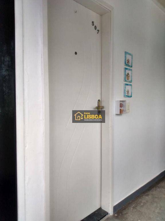 Apartamento à venda com 2 quartos, 45m² - Foto 12