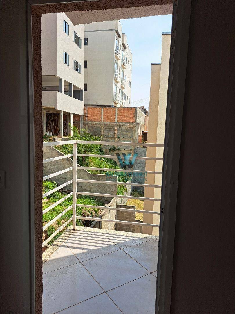 Apartamento à venda com 2 quartos, 75m² - Foto 7