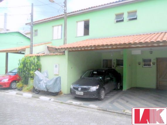 Sobrado à venda com 2 quartos, 67m² - Foto 2