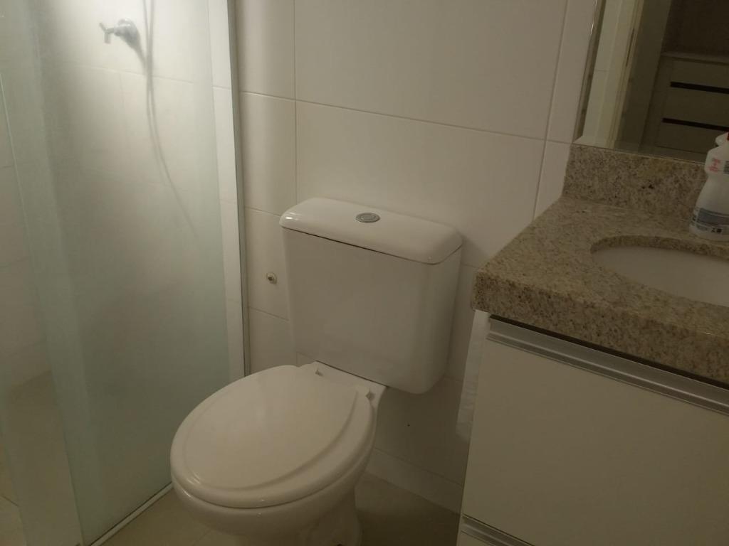 Apartamento para alugar com 2 quartos, 1m² - Foto 11