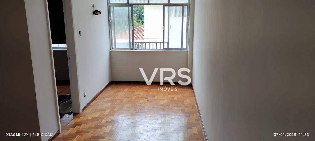 Apartamento à venda com 1 quarto, 39m² - Foto 1